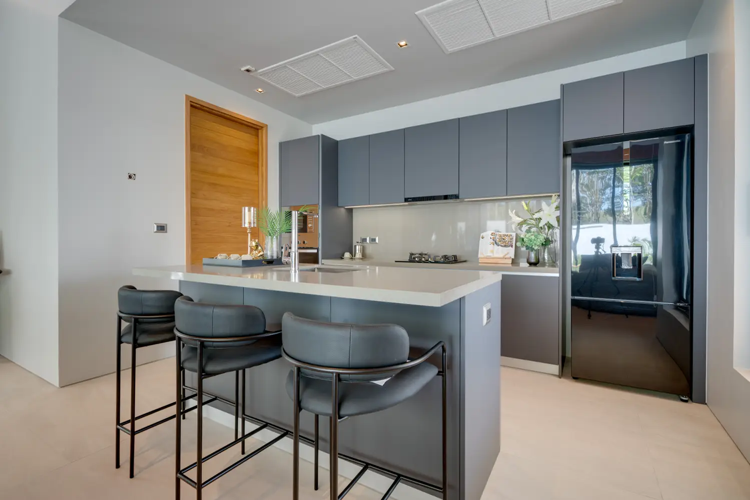 Modern loft 2 bedrooms 4 square 429