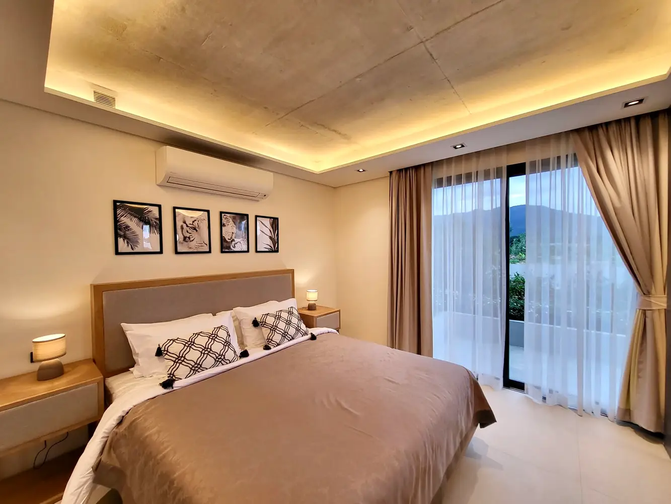 Riverhouse bedrooms 2 square 228