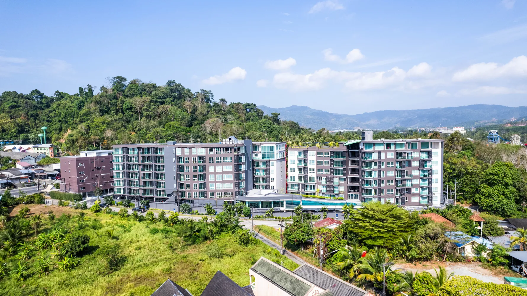 City Luxury Condominium