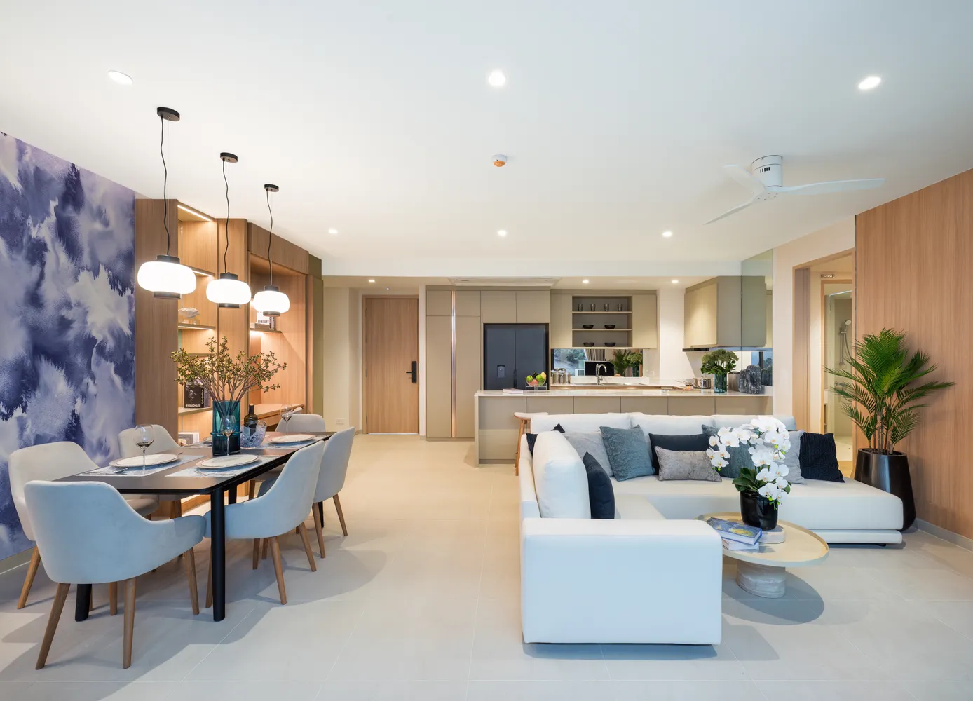 Lakeview Residences bedrooms 3 square 122